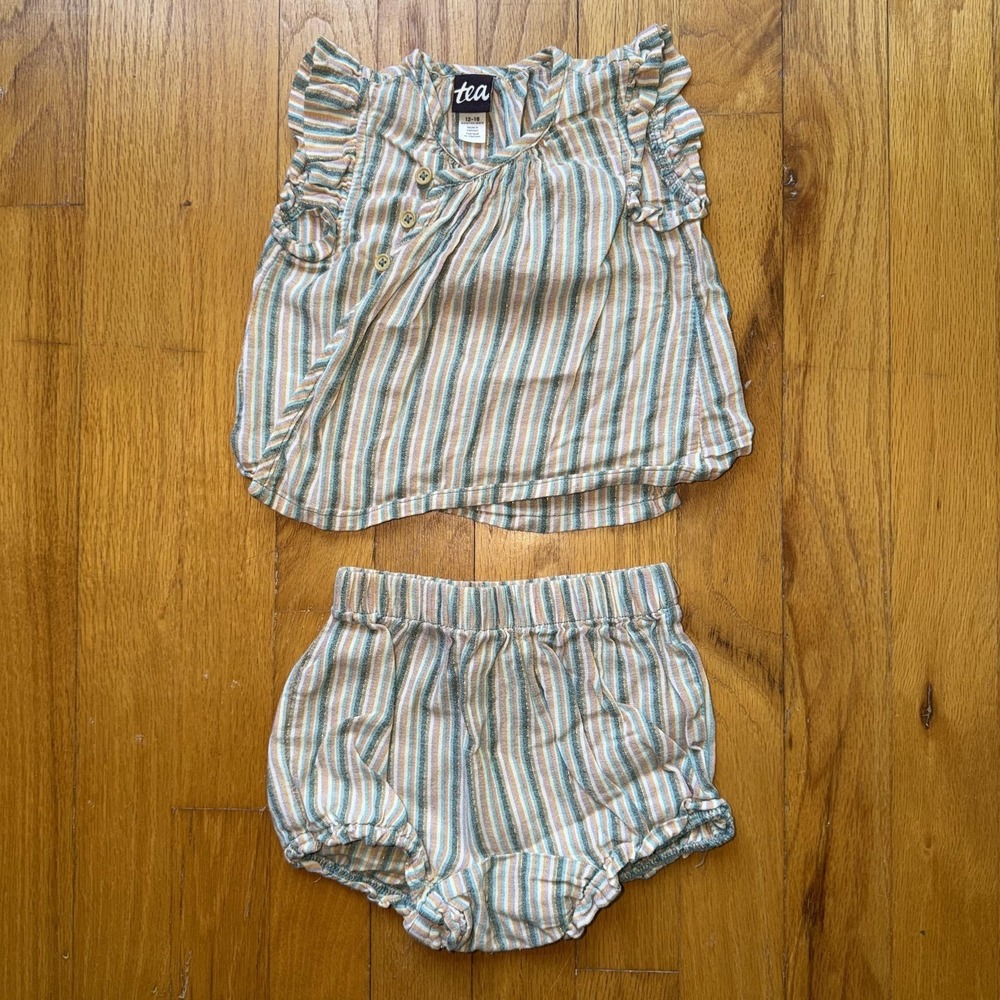 Tea Collection Shorts Set 12-18M Multicolor Stripe Ruffle Top Bloomer Outfit